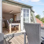 Hébergement de vacances Child-friendly With Large Indoor Pool Otterup