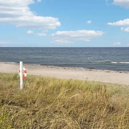 بيت للعطل Child-friendly With Large Indoor Pool