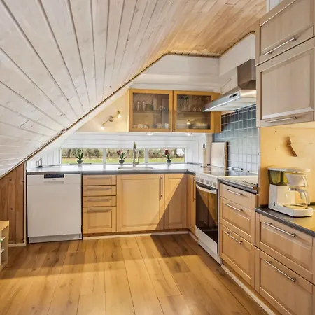 Child-friendly With Large Indoor Pool *