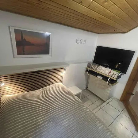 Hébergement de vacances Child-friendly With Large Indoor Pool