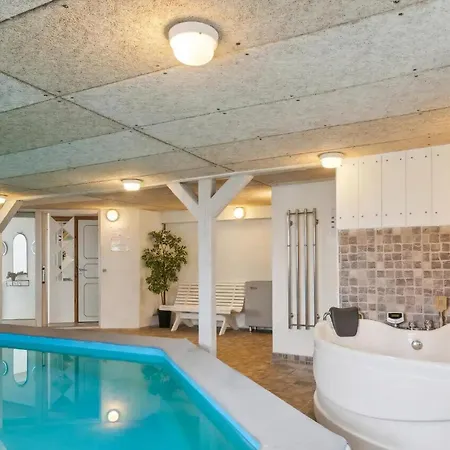 Child-friendly With Large Indoor Pool Otterup
