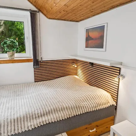 Child-friendly With Large Indoor Pool Vakantiehuis Otterup