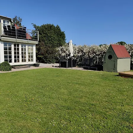 Vakantiehuis Child-friendly With Large Indoor Pool Otterup